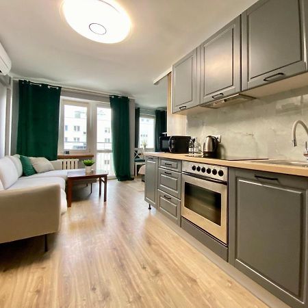K22 Al Jana Pawla II Apartments 1 바르샤바 외부 사진