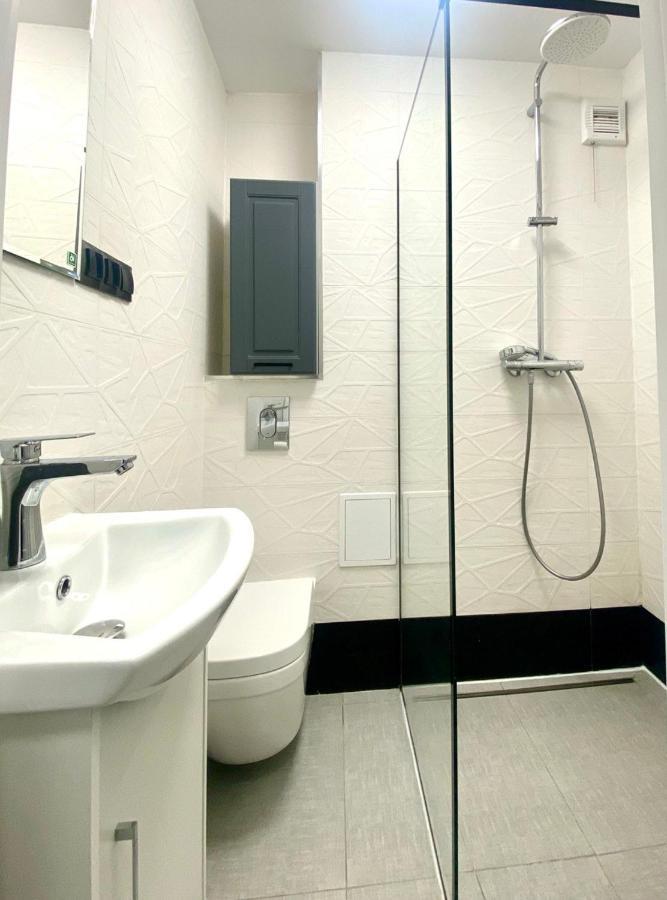 K22 Al Jana Pawla II Apartments 1 바르샤바 외부 사진